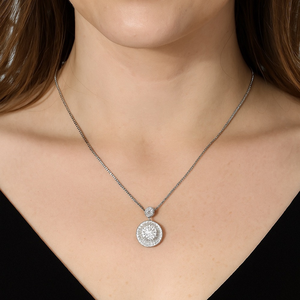 💎Moissanite 2 carat plus necklace pendant with GRA for middle stone!  New 💎